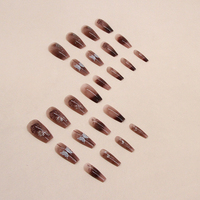 R777 Vente en gros de faux ongles en acrylique avec breloques pour des projets de nail art DIY magnifiques et uniques