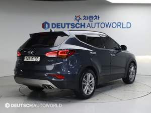Hyundai Santa Fe CRDi Diesel SUV d'occasion, moteur 2.0L / 2.2L, excellent état, conforme à la norme Euro 6, modèle très demandé pour l'exportation - Product Image 6