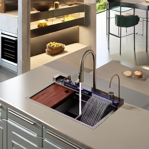 Grand <span class=keywords><strong>robinet</strong></span> d'eau de pluie à fente unique fait à la main pour lavabo à <span class=keywords><strong>double</strong></span> cuvette en acier inoxydable <span class=keywords><strong>double</strong></span> épaissi pour la cuisine à domicile - Product Image 4