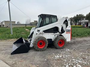 Chargeuse compacte d'<span class=keywords><strong>occasion</strong></span> <span class=keywords><strong>Bobcat</strong></span> S300, mini-chargeuse sur pneus, petite chargeuse compacte 2 tonnes 3 tonnes avec certificat CE, état d'origine - Product Image 4