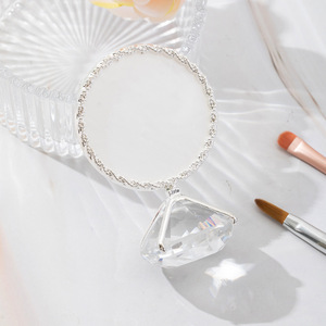 Venta al por mayor herramientas de uñas gran diamante práctica de uñas estante de exhibición 3D puntas de uñas tablero de exhibición paleta de colores de resina - Product Image 5