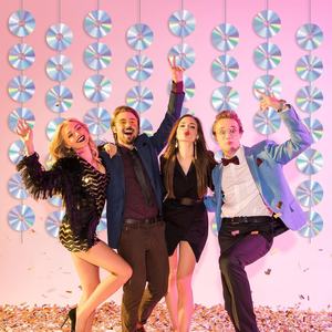 Banners de Discos CD Personalizados, Decoraciones Colgantes de Papel con Temática Retro de los 90, Espirales para <span class=keywords><strong>Techo</strong></span>, Decoración para Fiestas Y2K y Principios del 2000 - Product Image 6