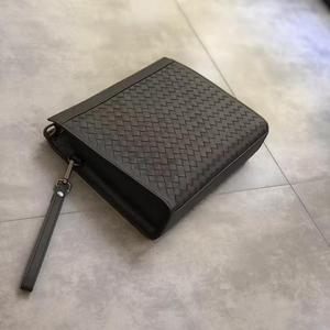 Pochette da uomo in pelle intrecciata strutturata 2026 SS, borsa a tracolla squadrata con scomparti multipli, organizer, regalo aziendale, logo personalizzato B2B - Product Image 5