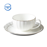 Ensemble tasse et soucoupe à café en porcelaine personnalisée 210 ml, style nordique, luxe blanc avec bord doré, écologique, style américain, vaisselle de table, cadeau