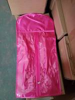 Sac de rangement pour extensions de cheveux en satin de soie, sac de rangement pour perruque avec cintre, adapté aux extensions transparentes et à fermeture éclair