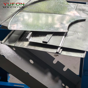 Máquina formadora de cuellos giratorios de acero para conductos cuadrados Yufon, tipo Pittsburgh, para la fabricación de tuberías <span class=keywords><strong>HVAC</strong></span> - Product Image 6