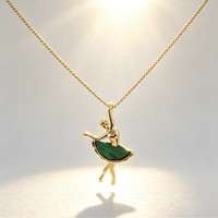 Collier pendentif ballerine doré avec jupe en émail vert, bijoux délicats sur le thème de la danse pour femmes et filles, collier de danse classique