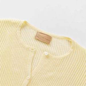 Conjunto de cárdigan de punto para mujer, suéter fino de manga larga con lunares amarillos, top de verano de dos piezas - Product Image 2