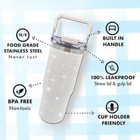 Gobelet isotherme 30oz en acier inoxydable avec poignée supérieure, orné de strass et de cristaux scintillants