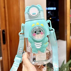 Bouteilles d'eau en plastique réutilisables pour enfants, avec paille, motif dessin animé mignon pour filles, <span class=keywords><strong>gourde</strong></span> portable pour l'école - Product Image 4