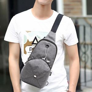 Bolso de Pecho Estilo Vintage Personalizado con Cierre de Cremallera y Protección Antirrobo, Hecho de Poliéster Resistente - Product Image 2