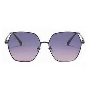 <span class=keywords><strong>Bettega</strong></span> femmes grand polygone lunettes de soleil rétro dégradé lentille UV400 Protection or alliage cadre rétro rue Photo océan lentille - Product Image 2