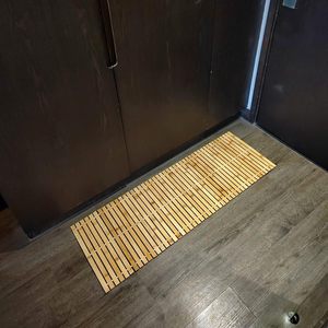 Tappetino in legno <span class=keywords><strong>per</strong></span> bagno in bambù <span class=keywords><strong>antiscivolo</strong></span>, tappetino <span class=keywords><strong>doccia</strong></span> in legno <span class=keywords><strong>per</strong></span> bagno, vasca da bagno, Spa, Sauna, vasca idromassaggio e uso esterno - Product Image 2