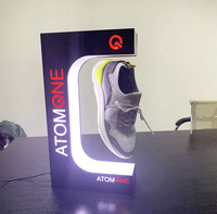 Support rotatif pour chaussures OUJIA, présentoir de magasin, support suspendu, support magnétique anti-gravité pour chaussures