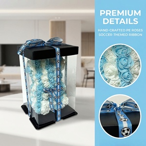 Ours en fleurs PE Premium de l'équipe nationale d'Argentine dans une boîte acrylique pour souvenirs de supporters de football – Vente en gros - Product Image 3