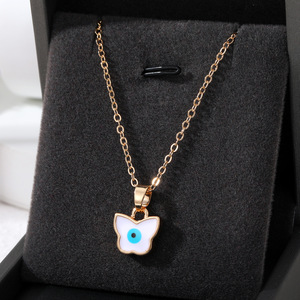 Collana coreana con farfalla eterea, squisito ciondolo a occhio di <span class=keywords><strong>diavolo</strong></span>, accessorio alla moda per maglione, vendita all'ingrosso - Product Image 4