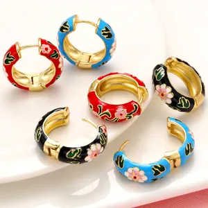Anillos de Hello Kitty con diseño de pepita de oro, venta al por mayor transfronteriza con descuento para mayoristas, tecnología Comfort Fit, acabado IP negro - Product Image 1