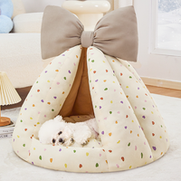 Nichoir d'hiver pour chien adapté à toutes les saisons, semi-fermé, offrant une sensation de sécurité, pour chiens de petite taille