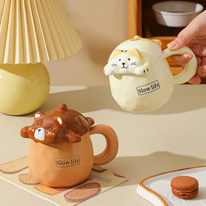 แก้วเซรามิคลายการ์ตูนรูปหมีน่ารัก แก้วกาแฟลายแมวพร้อมฝาปิดรูปสัตว์ 3 มิติ - Product Image 1