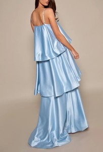Robe longue en satin bleu clair à bretelles spaghetti, coupe trapèze à volants, élégante pour les fêtes d'été, coupe ample, couleur unie, tissu tissé - Product Image 2