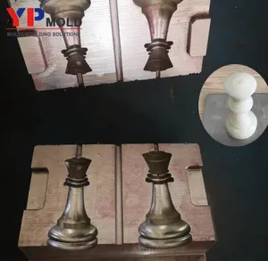 لعبة صب الحقن من الشركة المصنعة للأطفال والكبار طاولة الشطرنج البلاستيكية قالب الشطرنج