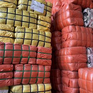 Fardos de <span class=keywords><strong>Ropa</strong></span> Usada, <span class=keywords><strong>Ropa</strong></span> de Hombre de Segunda Mano, Ukay2, <span class=keywords><strong>Ropa</strong></span> de Verano Usada, Paquete a Granel en Contenedor - Product Image 1