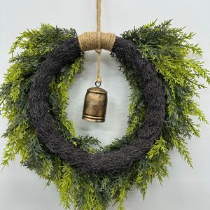 <b>Christmas</b> Heart-Shaped Bell Wreath Plastic Faux Cedar American Style Home Decor Fireplace Front Suitable for Decorating the Gate - Product Image 5