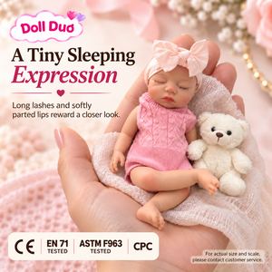 Muñeca Reborn de Silicona Personalizada DollDuo de 6 Pulgadas, Bebé Dormido con Traje de Punto Rosa y Lazo, Regalo Realista para Niños en Acción de Gracias - Product Image 1