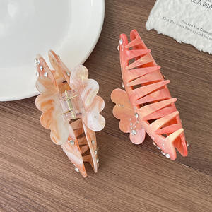 Pince à cheveux en acétate de haute qualité, couleurs mélangées, design requin avec strass, outil de coiffure tempéré - Product Image 6