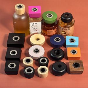 28 Botellas de aromaterapia de madera de fresno blanco con tapa de madera, botella de perfume de aromaterapia sin llama para coche con tapa de madera, botella de vidrio - Product Image 2