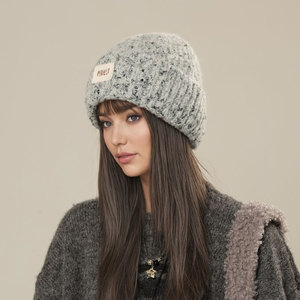 Bonnets en laine mélangée, vente en gros, bonnets tricotés personnalisés, bonnets d'hiver, logo brodé pour femmes - Product Image 1
