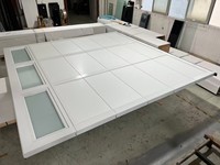 Portes de garage sectionnelles modernes automatiques électriques en métal ou en acier transparentes de haute qualité pour les maisons