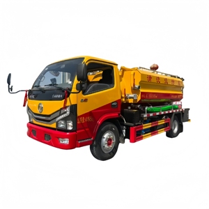 Camion de nettoyage des égouts Dongfeng7500LS, nettoyage rapide en 15 minutes, buse rotative automatique, commande à une touche, faible consommation de carburant - Product Image 1