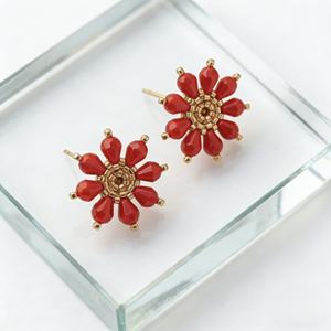 ต่างหูรูปดอกไม้ Namayo Sunfire Rosette น้ำหนักเบา ชุบทอง 24K ประดับด้วยลูกปัด Miyuki สำหรับผู้หญิง เหมาะสำหรับงานแต่งงาน ลำลอง และเล่นกีฬา - Product Image 4