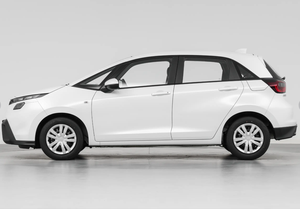 Honda Fit 1.3 Comfort <span class=keywords><strong>Auto</strong></span> 2008 d'occasion, conduite à gauche, couleur foncée, jantes R15, excellent rendement énergétique, fiable, voiture de ville parfaite - Product Image 4