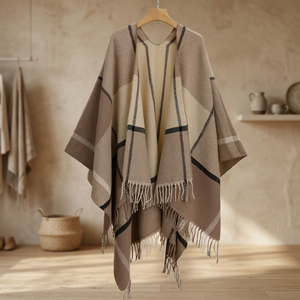 Écharpe longue en polyester pour femme, chaude pour l'automne et l'hiver - Product Image 3