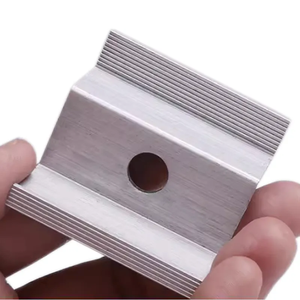 Colliers de fixation solaires 30mm 35mm pour panneaux solaires, systèmes d'énergie solaire et systèmes de montage photovoltaïque - Product Image 2