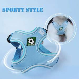Fabricant OEM <span class=keywords><strong>2024</strong></span> Nouveau design Harnais pour chien chat de <span class=keywords><strong>football</strong></span> Harnais confortable réglable en maille réversible pour chiens de compagnie Ensemble de laisse - Product Image 2