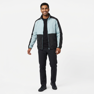 Veste coupe-vent d'extérieur imperméable en nylon avec capuche et poches Veste légère pour homme Vente en gros Veste pour homme de haute qualité - Product Image 1
