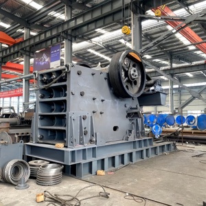 Britador de Mandíbula de Alta Produção com Grande Relação de Britagem e Baixo Desgaste, Adequado para Todos os Tipos de Rochas Mais Duras e Altamente Abrasivas - Product Image 2