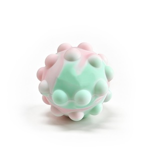 Juguetes Pop Fidget al por mayor: Bolas antiestrés 3D, juguetes para aliviar el estrés, bolas Pop para apretar, con logo personalizado para adultos - Product Image 3