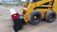 Accessoire de semoir pour chargeuse compacte, épandeur de semences hydraulique, semoir paysager pour la plantation de gazon et de pelouse sur chargeuse compacte