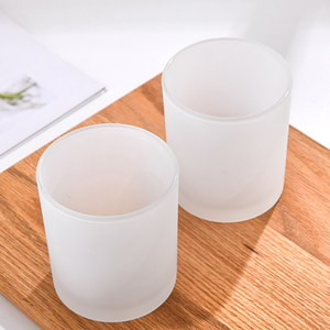 家の装飾のためのふた付き8オンス透明ガラスキャンドルジャー低MOQカスタマイズ可能なステッカーロゴ - Product Image 1