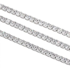 Collier chaîne tennis en moissanite le plus vendu pour hommes et femmes, bijoux haut de gamme pour usage quotidien, disponible à la vente - Product Image 2