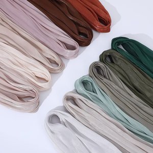 最新の到着マレーシア女性ロングファッションプレーンイスラム教徒プリーツキラキラシマーシフォンヒジャーブシルクショール