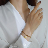 Bracelet étanche plaqué or 18 carats pour femme, minimaliste, avec breloque carrée unie, chaîne trombone, cadeau pour femmes et jeunes filles