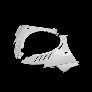 Guardabarros Delanteros de Fibra de Carbono Negra de Alta Calidad Personalizados con Alerones para Suzuki Swift ZC33S Tipo EPA - Product Image 2