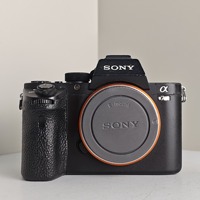 Kamera Mirrorless Full-frame Alpha 7R II (ILCE-7RM2) 42.4MP Bekas