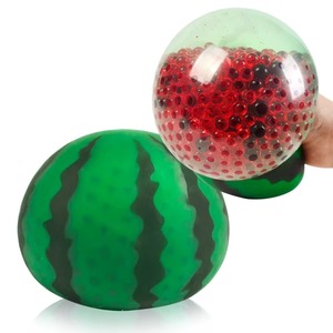 Pelotas Antiestrés Extra Grandes con Forma de Sandía, Juguetes de Compresión de TPR con Cuentas de Sandía - Product Image 1