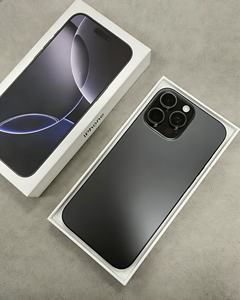 Idéal pour les utilisateurs débutants, les personnes âgées et les professionnels occupés pour le 16 <span class=keywords><strong>Pro</strong></span> Max avec prise en charge LTE en espagnol - Facile à apprendre et à utiliser - Product Image 1